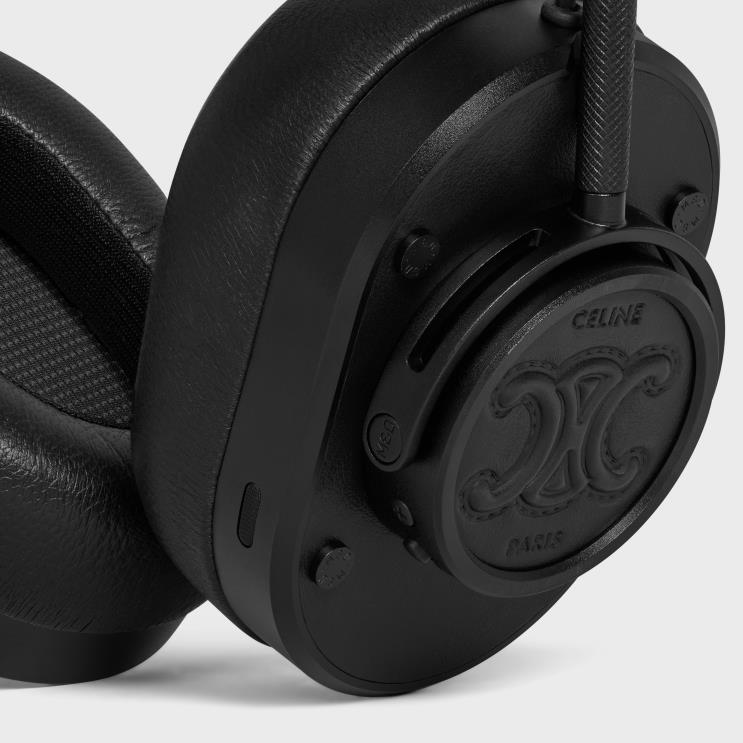 CELINE Black Headphones in Smooth Calfskin & Lambskin With Triomphe Embossed R0ZNN1664