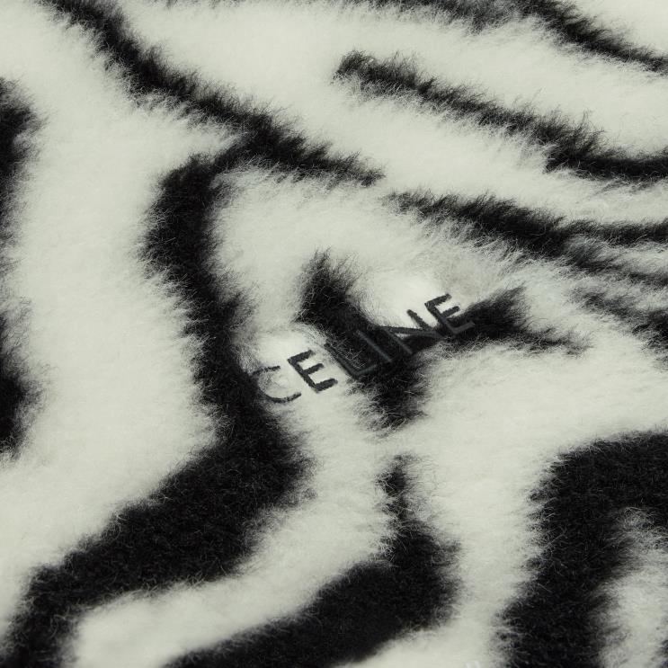 CELINE Off White/Black Jacket in Tiger-Print Fleece R0ZNN1846