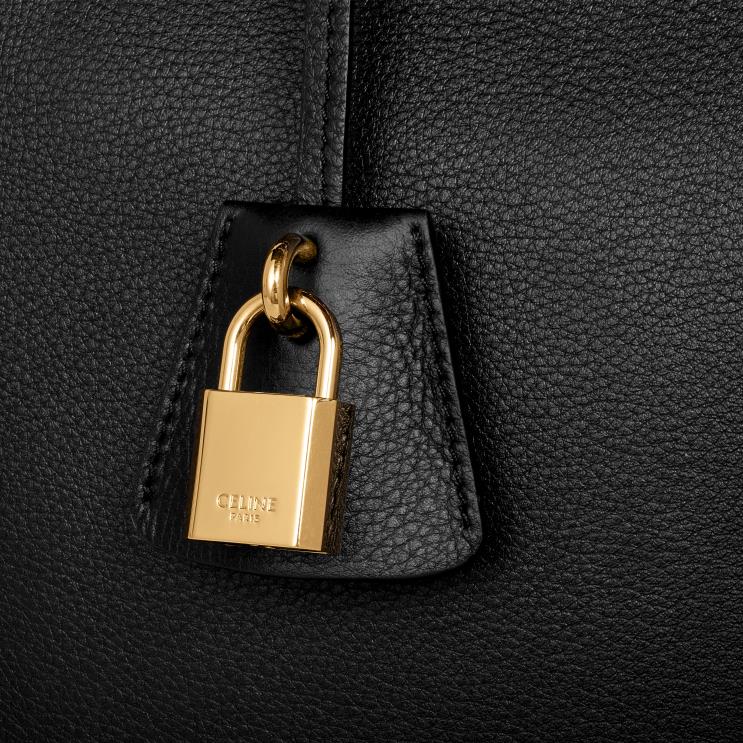 CELINE Black Conti Bag in Supple Calfskin R0ZNN75