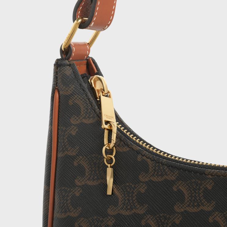 CELINE Gold I Charm in Brass R0ZNN538