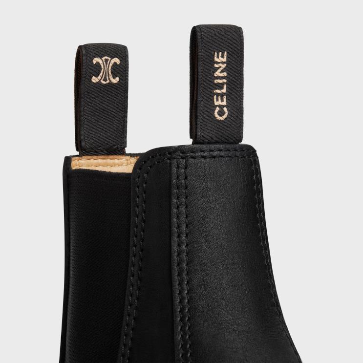 CELINE Black Margaret Chelsea Boot in Calfskin R0ZNN954